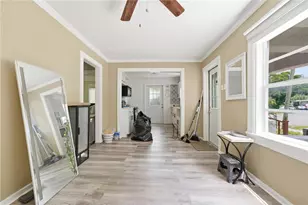 1553 29th St, Sarasota, FL 34234 - Photo 6