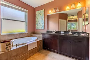 122 Altesino Ct, Venice, FL 34292 - Photo 22