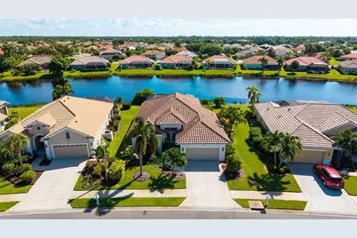 679 Lakescene Drive, Venice, FL 34293 - Photo 38