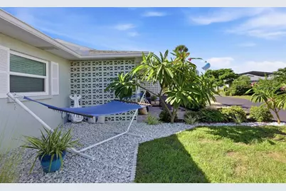 1027 Beach Manor Circle #47, Venice, FL 34285 - Photo 48