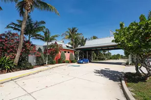1027 Beach Manor Cir, Venice, FL 34285 - Photo 70