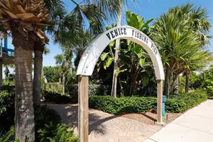 1027 Beach Manor Cir, Venice, FL 34285 - Photo 80