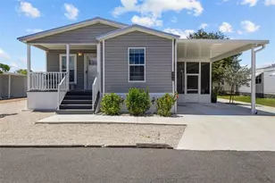 892 Grado Dr, Venice, FL 34285 - Photo 2