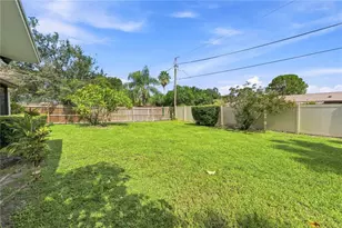 2855 Dueby St, Sarasota, FL 34231 - Photo 28