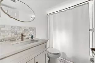 2855 Dueby St, Sarasota, FL 34231 - Photo 12