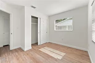 2855 Dueby St, Sarasota, FL 34231 - Photo 14