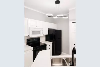 5152 Northridge Road #202, Sarasota, FL 34238 - Photo 6