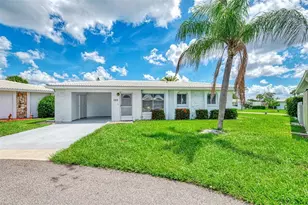 393 Circlewood Dr, Venice, FL 34293 - Photo 1