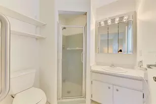 393 Circlewood Dr, Venice, FL 34293 - Photo 28
