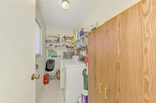 393 Circlewood Dr, Venice, FL 34293 - Photo 36