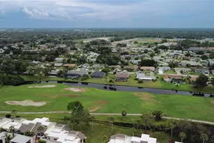 2671 Greenbelt Yard, Sarasota, FL 34235 - Photo 2