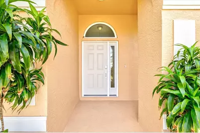 203 Lake Victoria Court, Englewood, FL 34223 - Photo 6