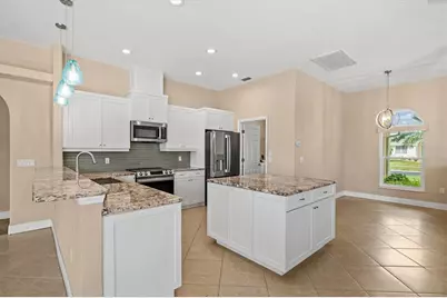 203 Lake Victoria Court, Englewood, FL 34223 - Photo 24