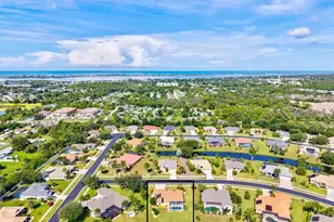 203 Lake Victoria Ct, Englewood, FL 34223 - Photo 68