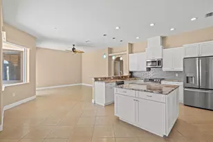 203 Lake Victoria Ct, Englewood, FL 34223 - Photo 18