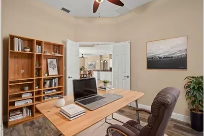 203 Lake Victoria Court, Englewood, FL 34223 - Photo 10