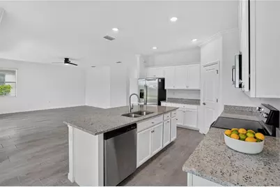 24237 Spartina Drive, Venice, FL 34293 - Photo 14
