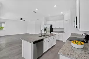 24237 Spartina Dr, Venice, FL 34293 - Photo 14