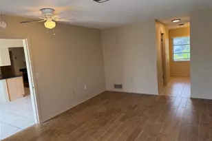5964 Diana Rd, Venice, FL 34293 - Photo 10