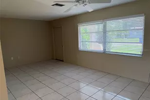 5964 Diana Rd, Venice, FL 34293 - Photo 4