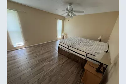 517 Mount Vernon Drive, Venice, FL 34293 - Photo 6