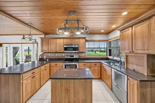 166 Mark Twain Ln, Rotonda West, FL 33947 - Photo 20