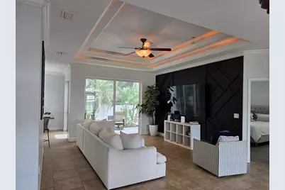 4644 Sawyer Road, Sarasota, FL 34233 - Photo 4