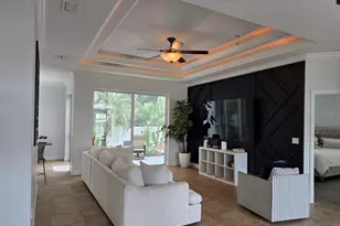 4644 Sawyer Rd, Sarasota, FL 34233 - Photo 4