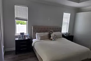 4644 Sawyer Rd, Sarasota, FL 34233 - Photo 12
