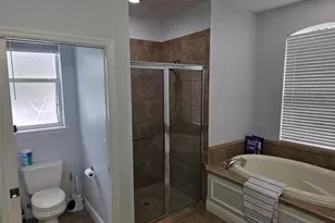 4644 Sawyer Rd, Sarasota, FL 34233 - Photo 14
