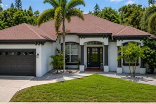 4644 Sawyer Rd, Sarasota, FL 34233 - Photo 1