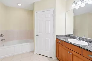 3971 Square E Ln, Sarasota, FL 34238 - Photo 18