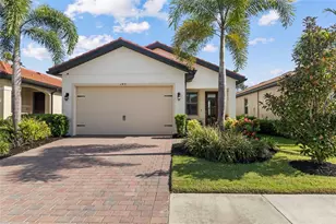 145 Soliera St, North Venice, FL 34275 - Photo 4