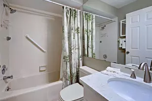 1176 Harbor Town Way, Venice, FL 34292 - Photo 18