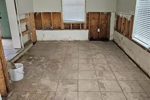 105 Colonia Ln W, Nokomis, FL 34275 - Photo 12