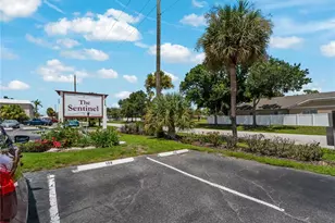 460 Base Ave E, Venice, FL 34285 - Photo 36