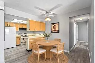 460 Base Ave E, Venice, FL 34285 - Photo 18