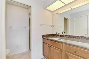 1211 Capri Isles Blvd, Venice, FL 34292 - Photo 30