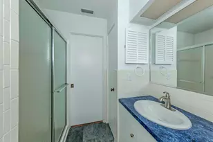 12 Gulf Manor Dr, Venice, FL 34285 - Photo 20