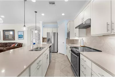 13908 Karina Street, Venice, FL 34293 - Photo 4