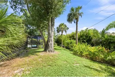 3207 Valencia Road, Venice, FL 34293 - Photo 30