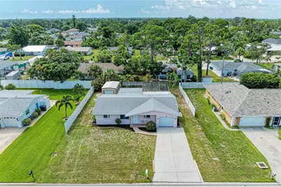 1507 S Venice Boulevard, Venice, FL 34293 - Photo 2