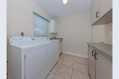 1064 Sorrento Woods Boulevard, Nokomis, FL 34275 - Photo 18