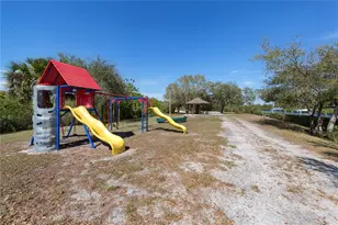1064 Sorrento Woods Blvd, Nokomis, FL 34275 - Photo 32