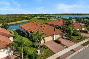 24076 Canterwood Wy, Venice, FL 34293 - Photo 6