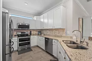 24076 Canterwood Wy, Venice, FL 34293 - Photo 14