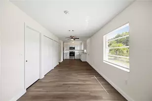 3012 Clay Cir, Sarasota, FL 34234 - Photo 4