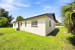 3012 Clay Cir, Sarasota, FL 34234 - Photo 26