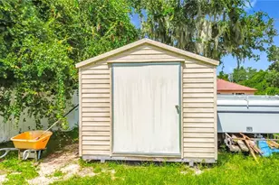 215 Oak Cir, Ocala, FL 34472 - Photo 8