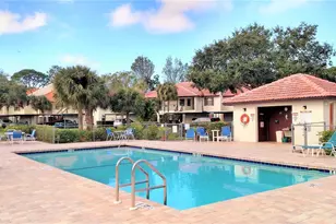 307 Pine Hollow Cir, Englewood, FL 34223 - Photo 2